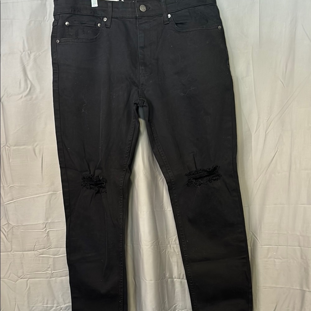 Original Use Black Skinny Jeans with Distressed Details